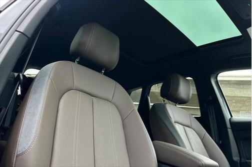2024 Audi Q4 e-tron Premium Plus 50 quattro