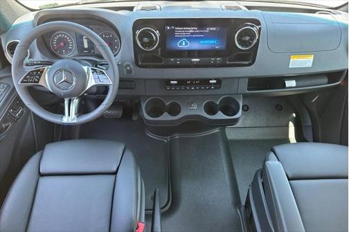 2025 Mercedes-Benz Sprinter 2500 Standard Roof