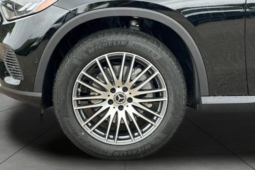 Black 2026 Mercedes-Benz GLC 300 Base