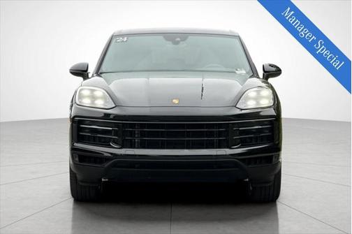 2024 Porsche Cayenne Base
