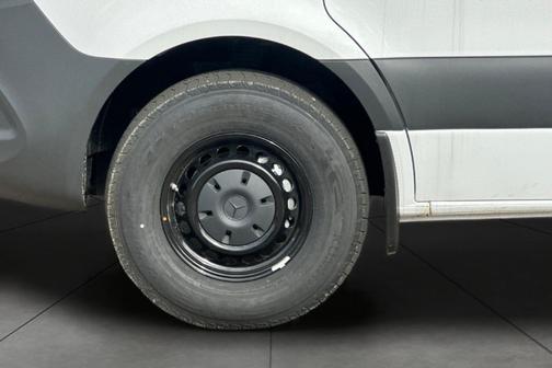 2025 Mercedes-Benz Sprinter 2500 Standard Roof