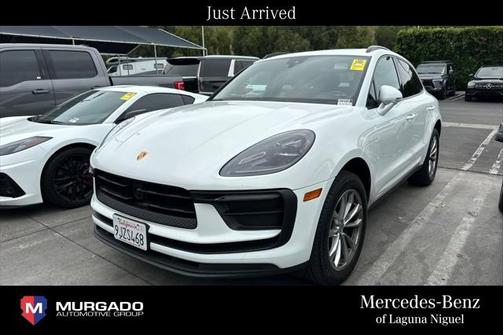 2024 Porsche Macan Base