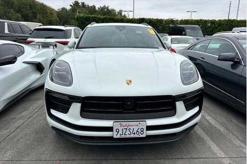 2024 Porsche Macan Base