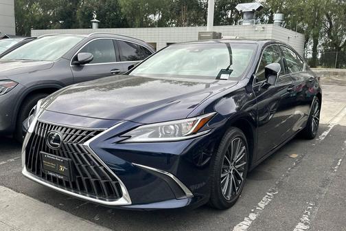 2023 Lexus ES 350 Base