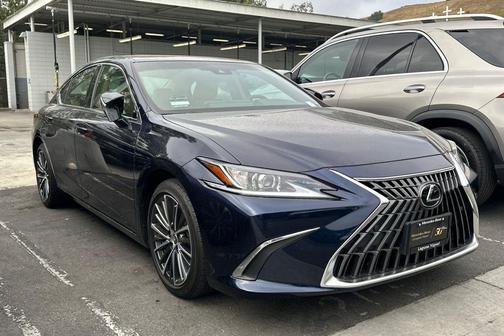 2023 Lexus ES 350 Base