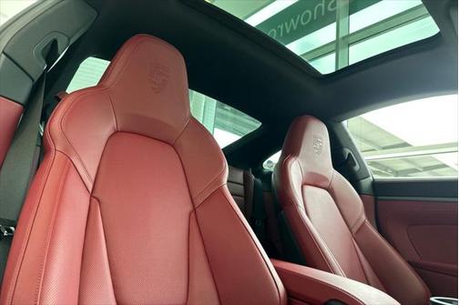 2024 Porsche 911 Carrera S