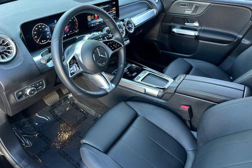 2025 Mercedes-Benz GLB 250 Base