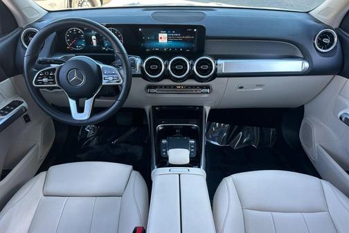 2022 Mercedes-Benz GLB 250 Base