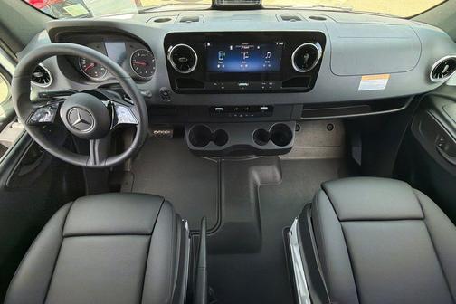 Arctic White 2026 Mercedes-Benz Sprinter 2500 Standard Roof