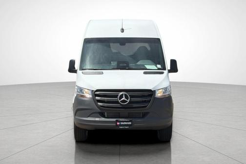 Arctic White 2026 Mercedes-Benz Sprinter 2500 Standard Roof