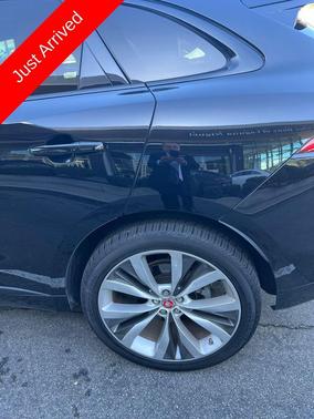 2018 Jaguar F-PACE 35t R-Sport