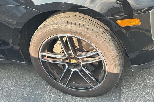 2021 Porsche Macan S