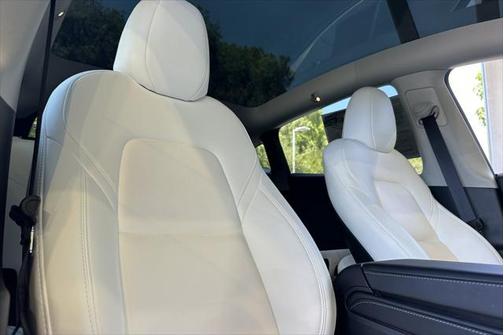2024 Tesla Model Y Long Range Dual Motor All-Wheel Drive