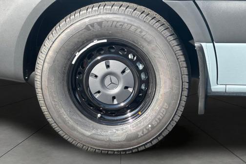 2026 Mercedes-Benz Sprinter 2500 Standard Roof