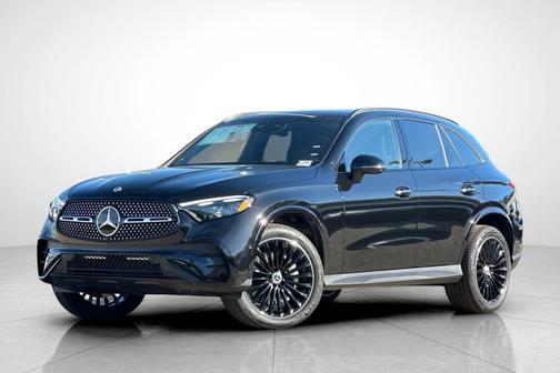 Obsidian Black Metallic 2026 Mercedes-Benz GLC 300 Base