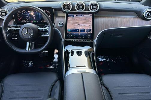 Graphite Grey Metallic 2025 Mercedes-Benz GLC 350e Base