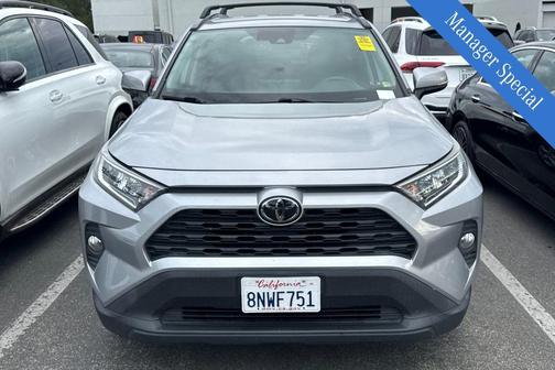 2020 Toyota RAV4 XLE