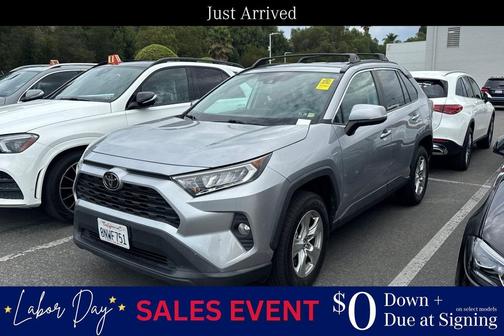 2020 Toyota RAV4 XLE
