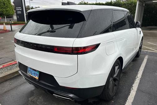 2024 Land Rover Range Rover Sport SE