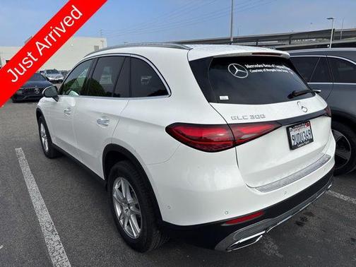 2025 Mercedes-Benz GLC 300 Base