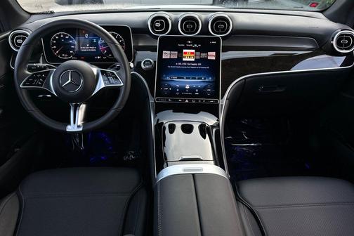 2025 Mercedes-Benz GLC 300 Base