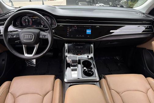 Vicuna Beige Metallic 2023 Audi Q8 55 Prestige