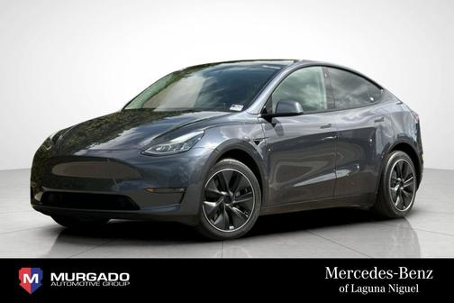 2022 Tesla Model Y Long Range Dual Motor All-Wheel Drive