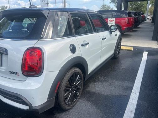 2023 MINI Hardtop