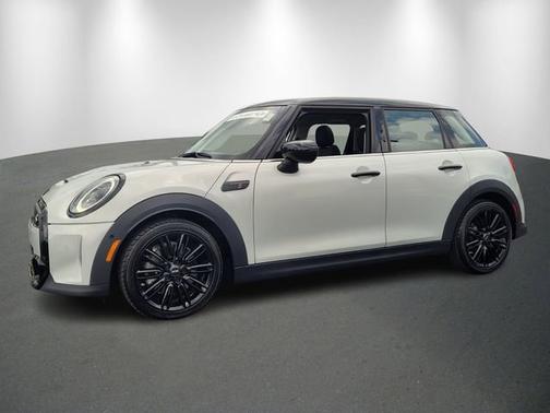 2023 MINI Hardtop