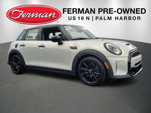 2023 MINI Hardtop