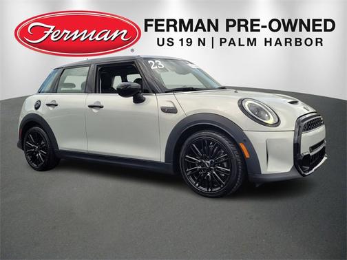 2023 MINI Hardtop