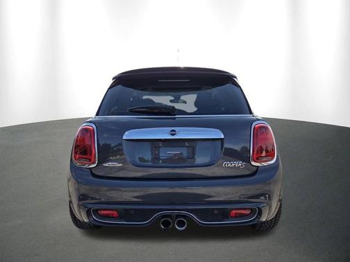 Gray Metallic 2019 MINI Hardtop Cooper S
