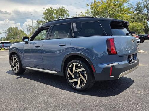 Slate Blue Metallic 2027 MINI Countryman