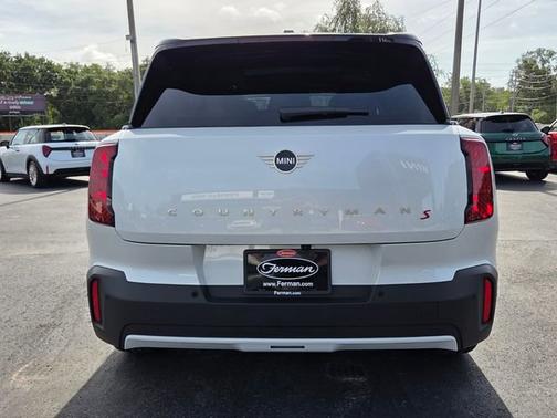 Nanuq White Metallic 2026 MINI Countryman S