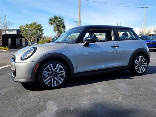 2025 MINI Hardtop 
