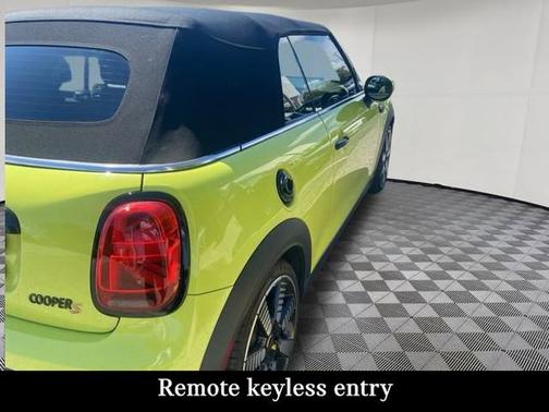 2023 MINI Convertible 