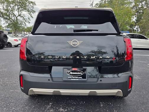 Midnight Black II Metallic 2027 MINI Countryman