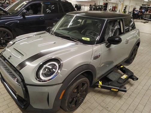 2023 MINI Hardtop