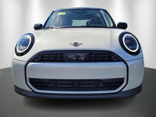 2025 MINI Hardtop 