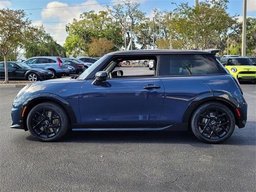 2025 MINI Hardtop 