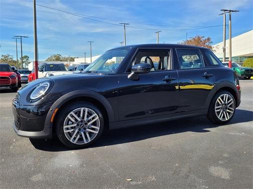 2025 MINI Hardtop