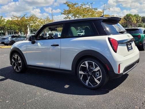 2025 MINI Hardtop