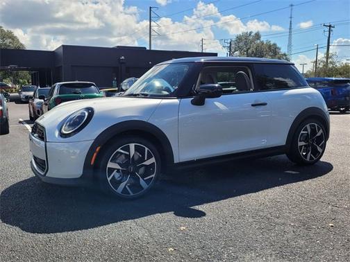 2025 MINI Hardtop