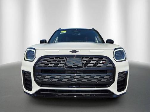 Nanuq White Metallic 2027 MINI Countryman