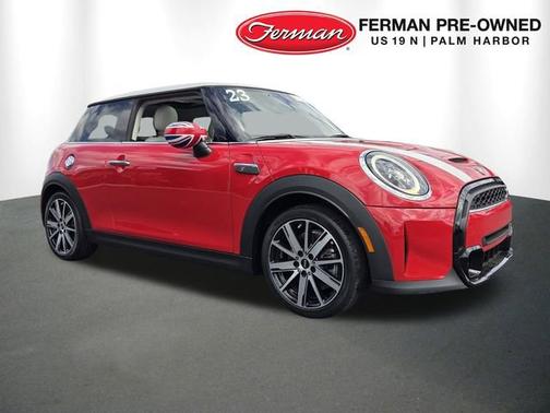 2023 MINI Hardtop 
