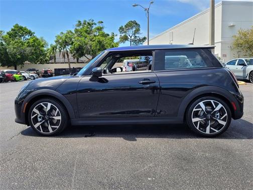 2025 MINI Hardtop