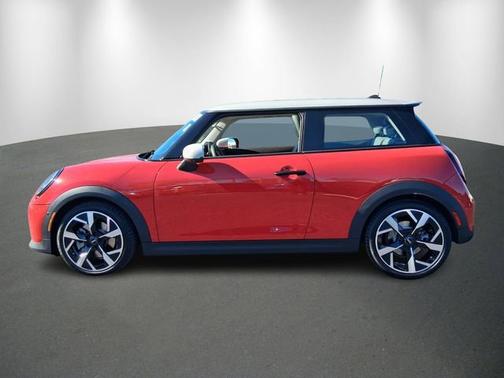 2025 MINI Hardtop 