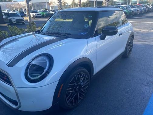 2025 MINI Hardtop 