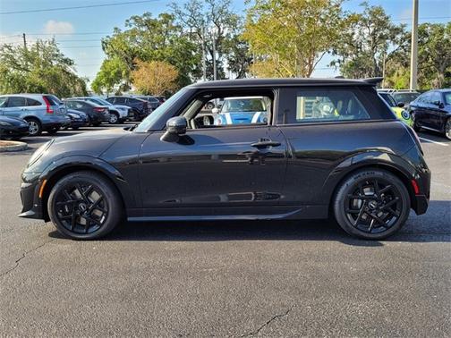 2025 MINI Hardtop