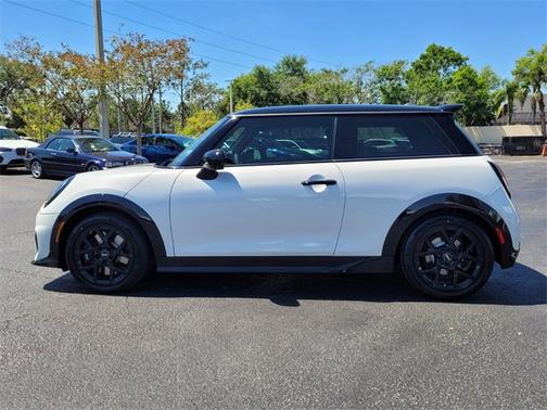 2025 MINI Hardtop